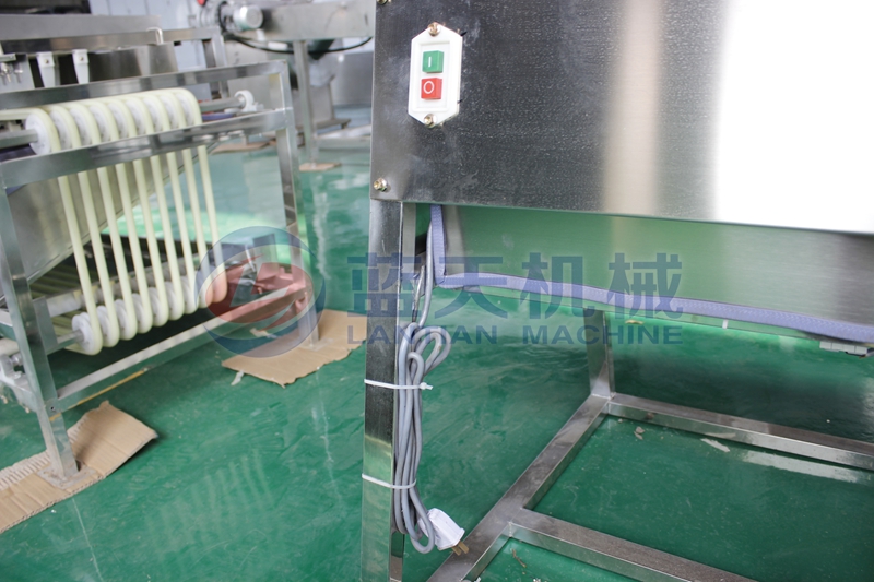 cassava peeling machine